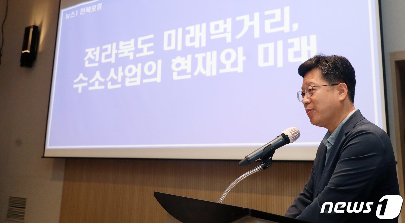 안호영 더불어민주당 의원이 28일 전북 전주시 라한호텔에서 열린 &#39;제10회 뉴스1 전북포럼&#39;에서 기조발제를 하고 있다. 2022.7.28/뉴스1 ⓒ News1 유경석 기자