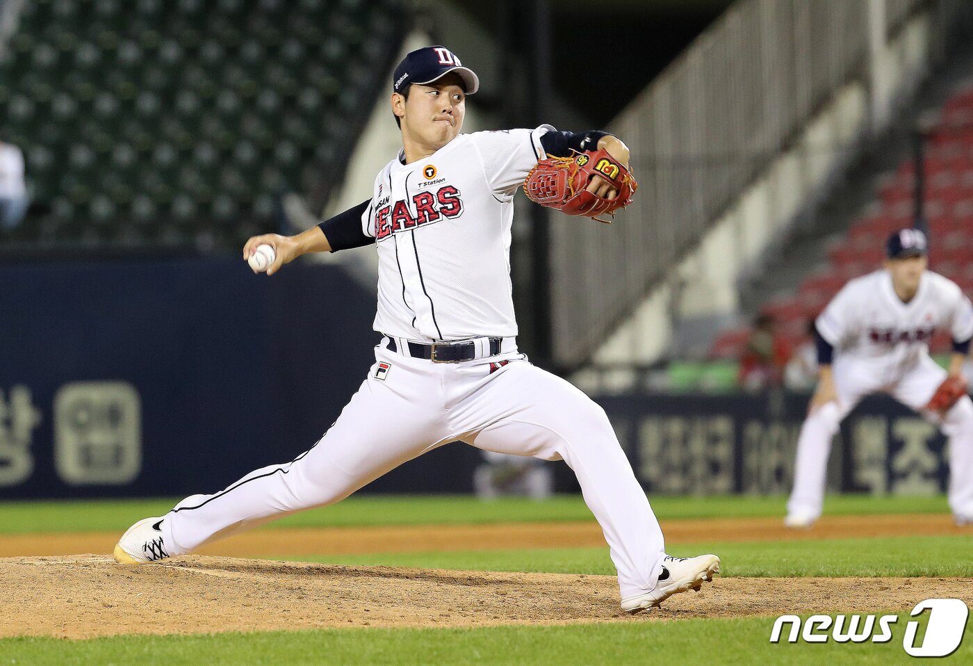 본문 이미지 - 프로야구 두산베어스 김명신 선수. 2022.7.28/뉴스1 ⓒ News1 구윤성 기자