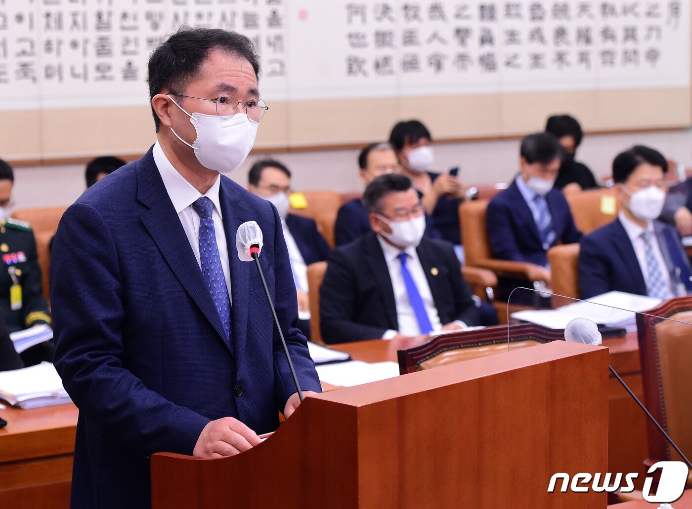 본문 이미지 - 여운국 고위공직자범죄수사처 차장이 29일 국회에서 열린 법제사법위원회 전체회의에서 공수처에 대한 업무보고를 하고 있다. (공동취재) 2022.7.29/뉴스1 ⓒ News1 허경 기자
