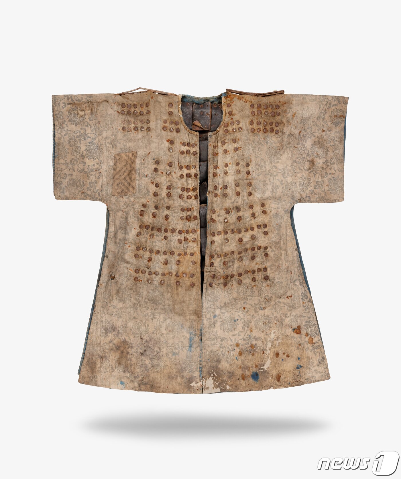 본문 이미지 - 면피갑. (문화재청 제공) ⓒ 뉴스1