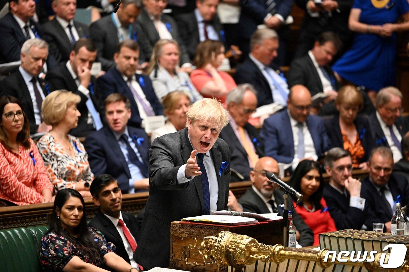 본문 이미지 - 지난달 22일(현지시간) 보리스 존슨 영국 총리가 영국 의회에서 연설하고 있다. 22.06.22 ⓒ AFP=뉴스1 ⓒ News1 김예슬 기자