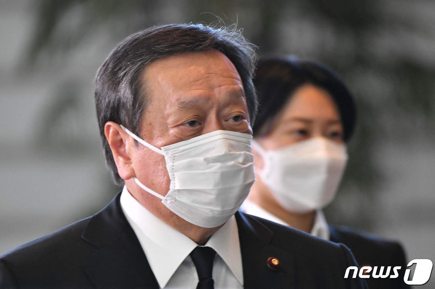 본문 이미지 - 10일 일본의 신임 방위상으로 임명된 하마다 야스카즈 중의원 ⓒ AFP=뉴스1 ⓒ News1 이유진 기자