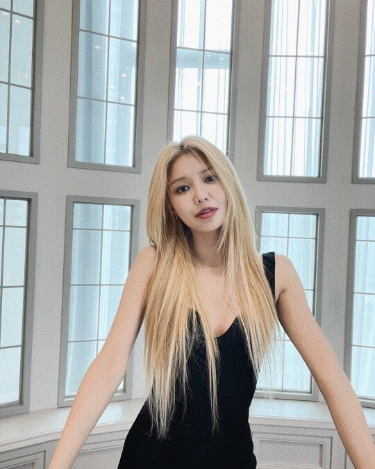 본문 이미지 - 최수영 인스타그램 갈무리