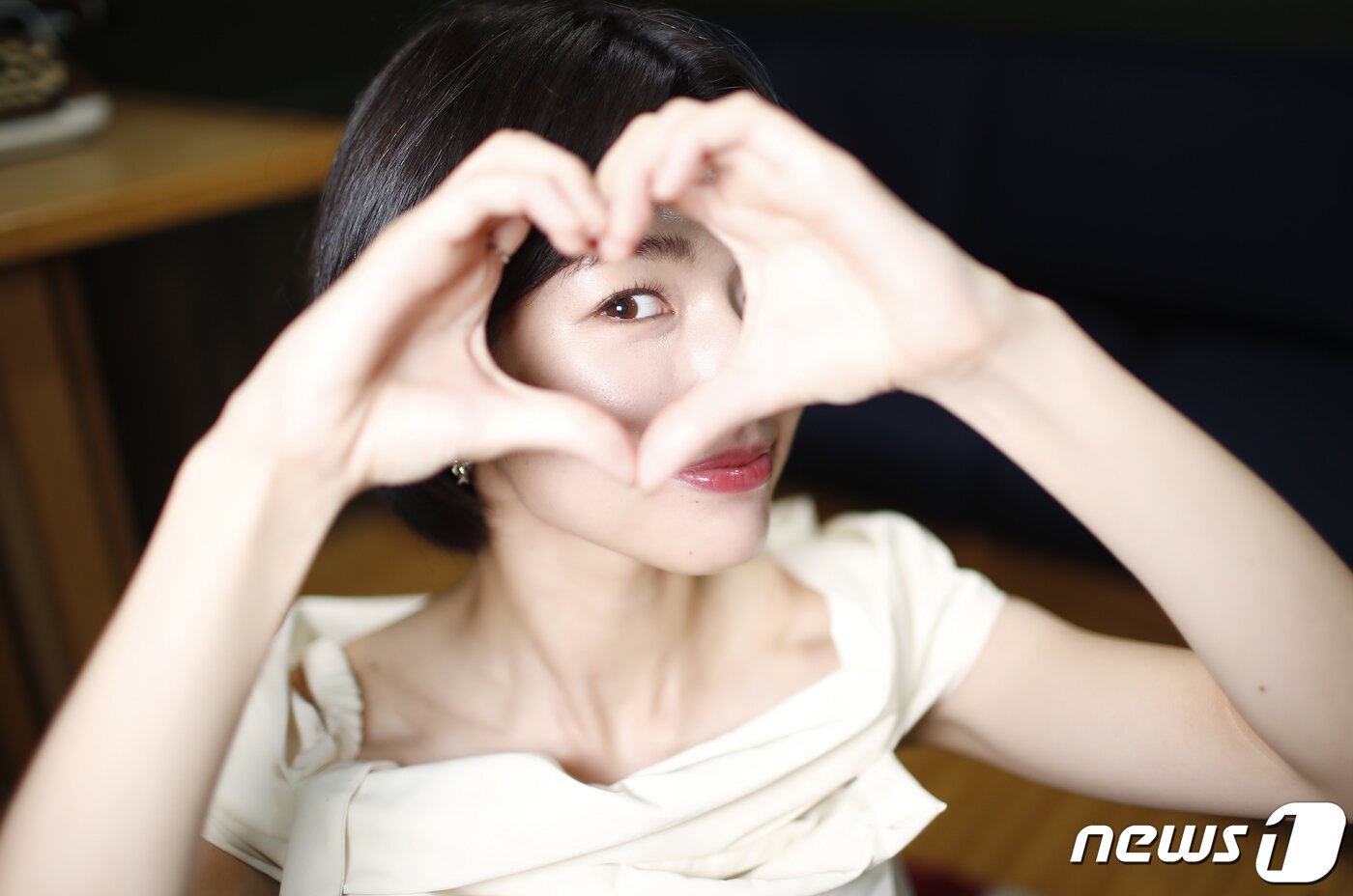 본문 이미지 - 서울 종로구 인근. 배우 하영 인터뷰/뉴스1 ⓒ News1 권현진 기자