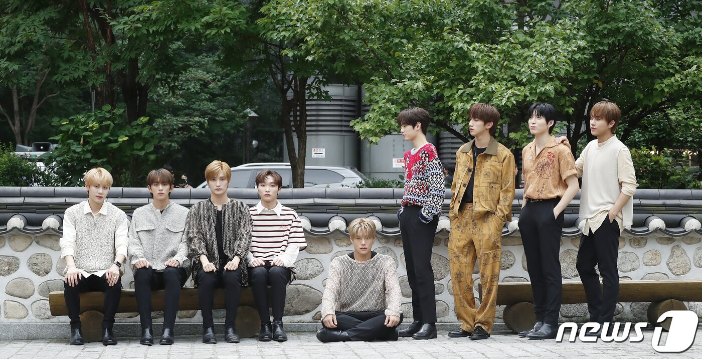 본문 이미지 - 서울 종로 홍보관, 그룹 다크비 GK(왼쪽부터), D1, 이찬, 유쿠, 준서, 룬, 해리준, 희찬, 테오 인터뷰. 2022.8.18/뉴스1 ⓒ News1 권현진 기자
