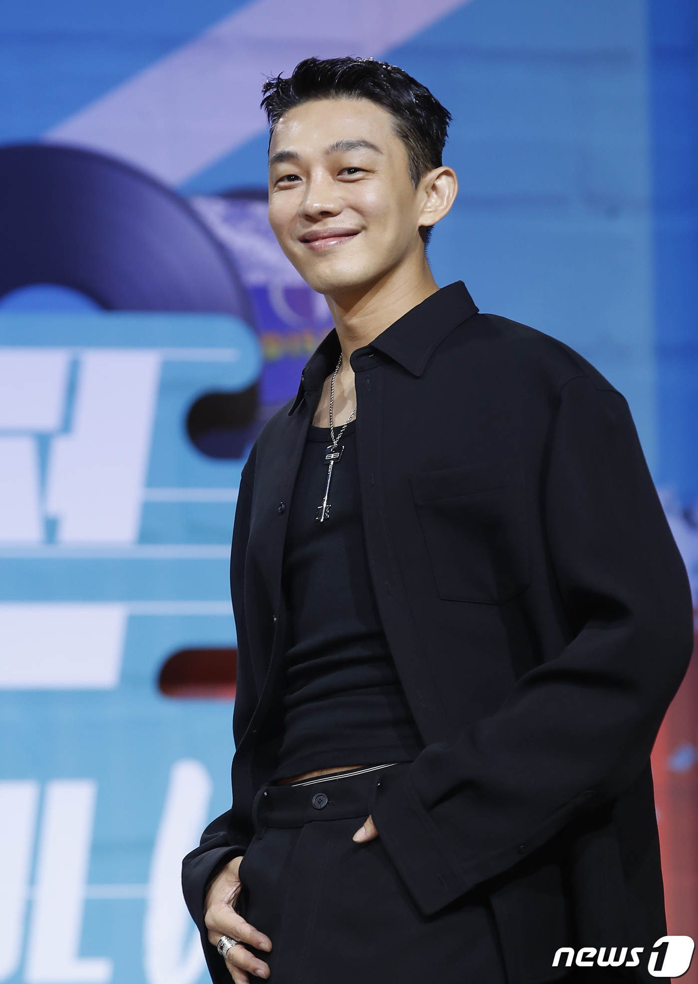 (서울=뉴스1) 권현진 기자 = 배우 유아인이 23일 오전 서울 강남구 그랜드 인터컨티넨탈 서울 파르나스에서 열린 넷플리스의 영화 ‘서울대작전’ 제작보고회에서 포즈를 취하고 있다. …