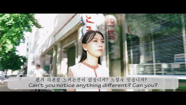 본문 이미지 - 평양 소녀 '송아'가 지난 19일 유튜브를 통해 평양 길거리와 소학교(초등학교)에서 마스크를 착용하지 않은 모습을 공개했다. (출처=송아 유튜브 갈무리)ⓒ News1