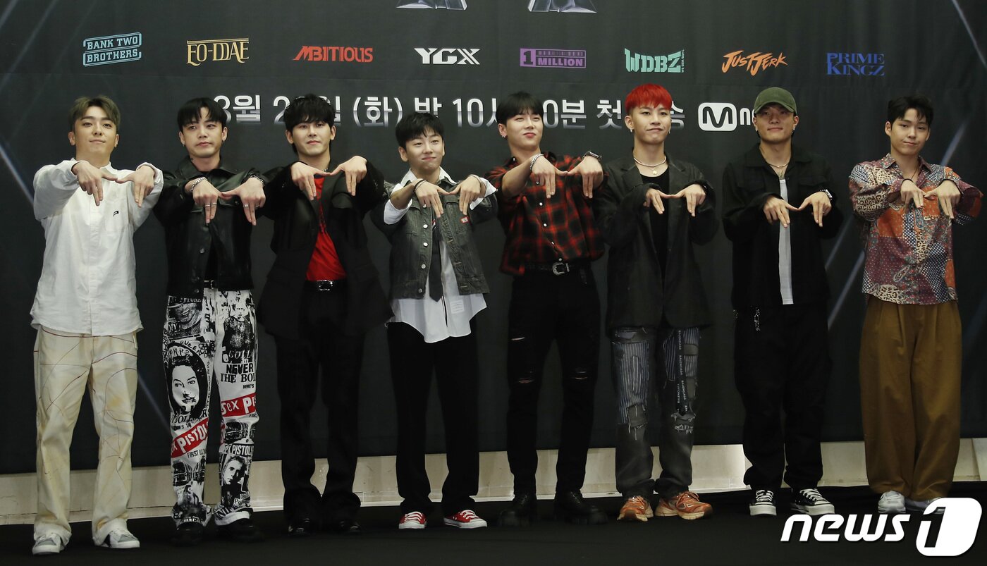 본문 이미지 - 댄스 크루 엠비셔스 ⓒ News1