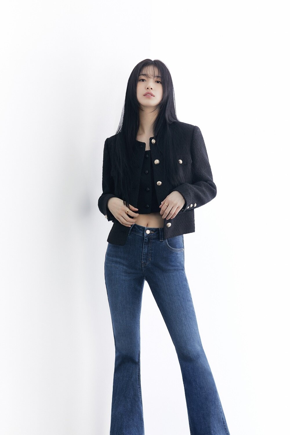 본문 이미지 - 수지 / 사진제공=게스