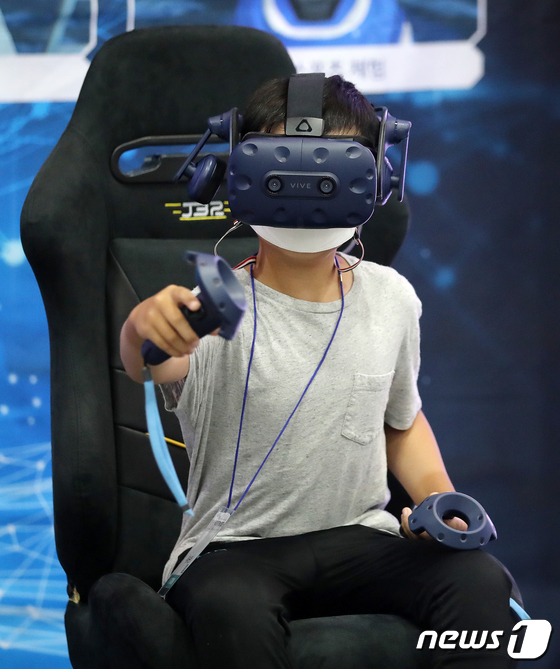 VR 체험 할 수 있는 국방과학기술 대제전
