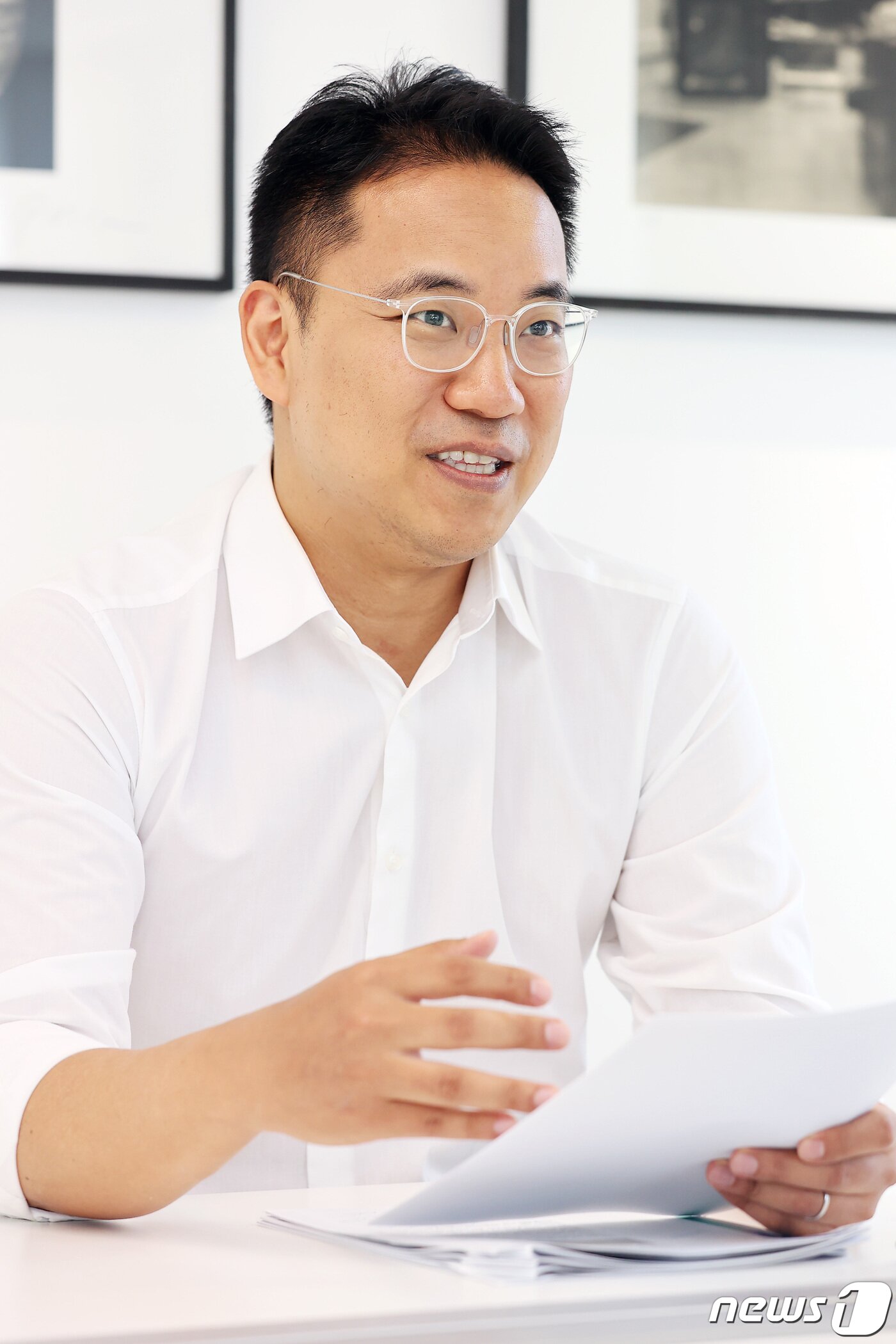 본문 이미지 - 송승우 크레스트아시아자산운용 대표가 4일 서울 강남구 본사에서 뉴스1과 인터뷰하고 있다. 2022.8.4/뉴스1 ⓒ News1 조태형 기자