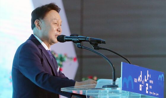 검찰, 태양광 사업 '지인 특혜 의혹' 군산시장 무혐의 처분
