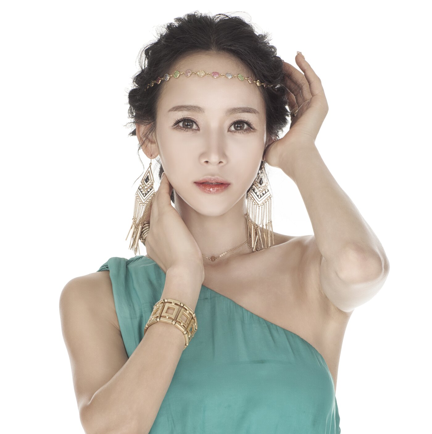 본문 이미지 - 가수 지원이