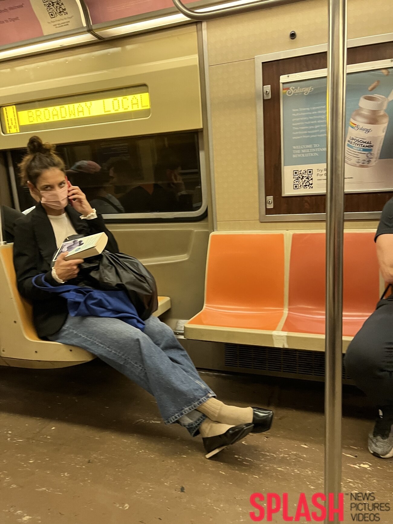 본문 이미지 - 케이티 홈즈/사진제공=Splash News ⓒ 뉴스1