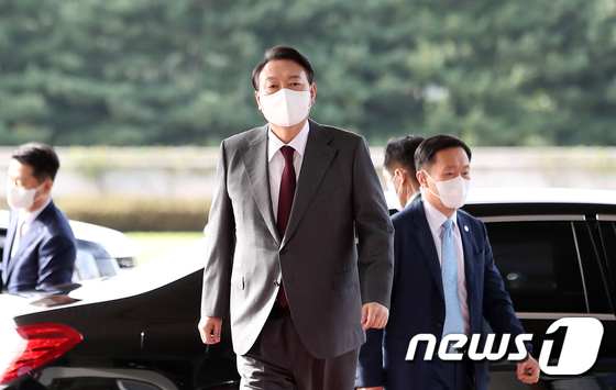 尹대통령, 미국서 기시다 후미오 日총리와 첫 정상회담 - Vimarsana News