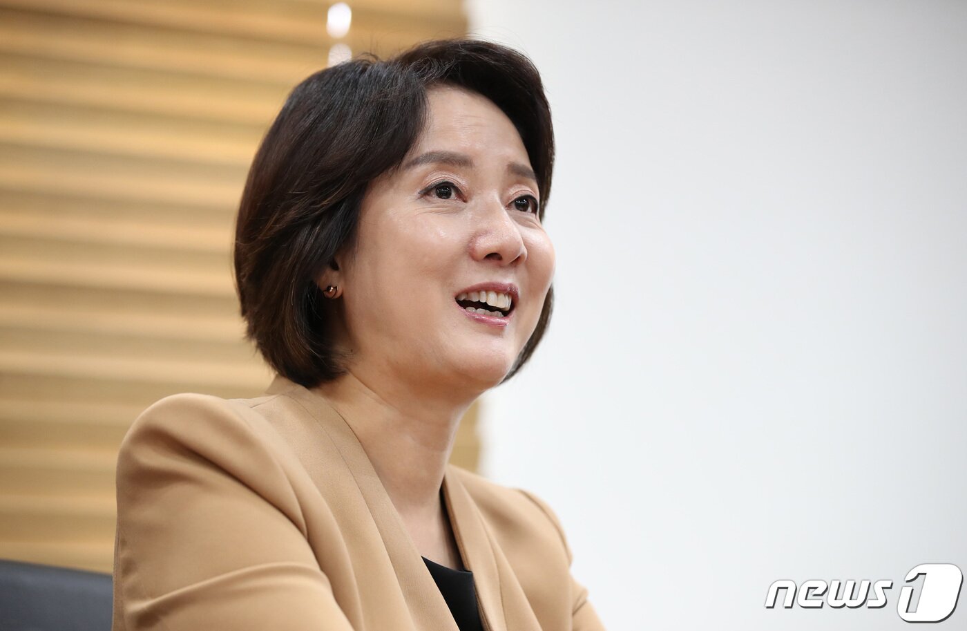 본문 이미지 - 이영 중소벤처기업부 장관이 16일 서울 여의도 중소기업기술정보진흥원에서 뉴스1과 인터뷰를 갖고 있다. 2022.9.16/뉴스1 ⓒ News1 박지혜 기자
