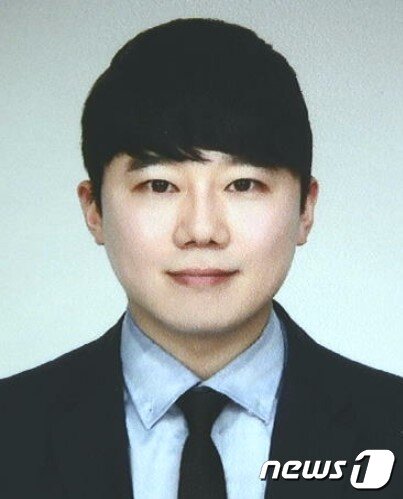 본문 이미지 - 서울 지하철 2호선 ‘신당역 스토킹 살인’ 사건 피의자 전주환(31·구속)의 신상정보가 공개됐다. (서울경찰청 제공)2022.9.19/뉴스1