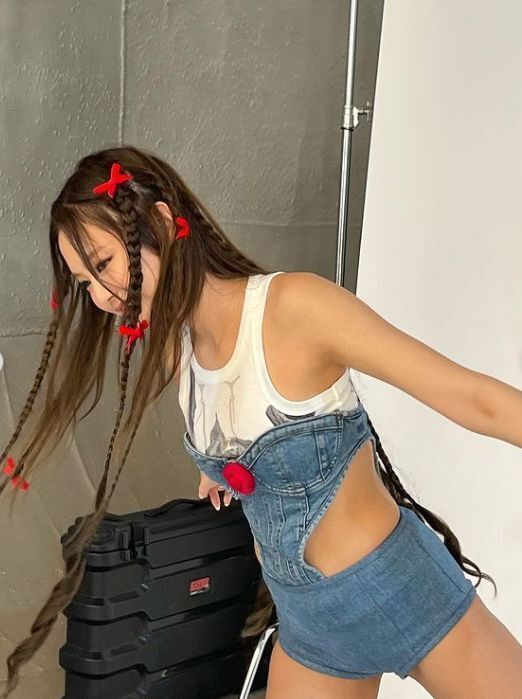 본문 이미지 - 제니 인스타그램 갈무리