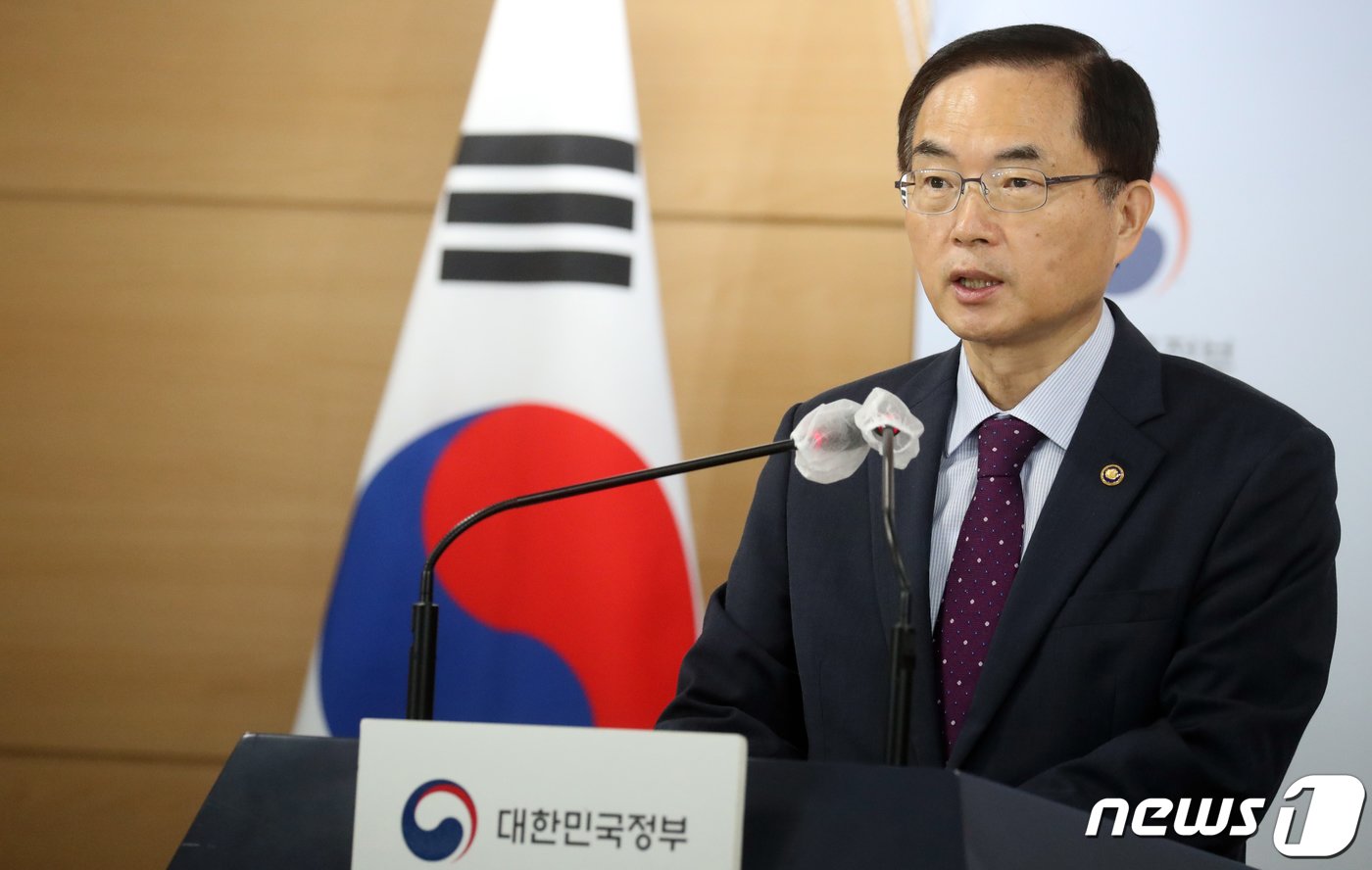 본문 이미지 - 조용만 문화체육관광부 2차관이 20일 오전 서울 종로구 세종대로 정부서울청사에서 국무회의 결과 브리핑을 하고 있다. 2022.9.20/뉴스1 ⓒ News1 김명섭 기자