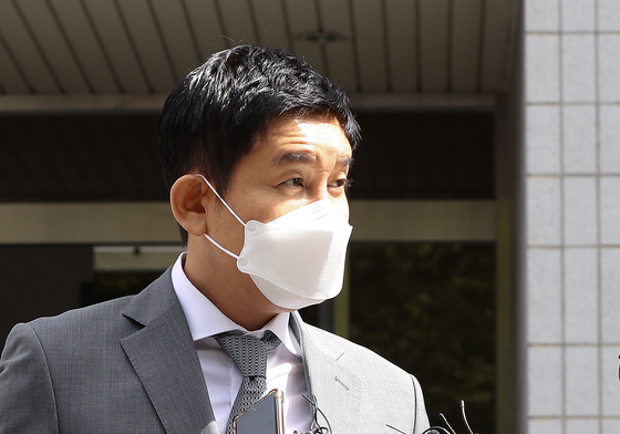 '라임 주범 김봉현' 법률대리인·시민단체, 현직 검사 3명 고소·고발