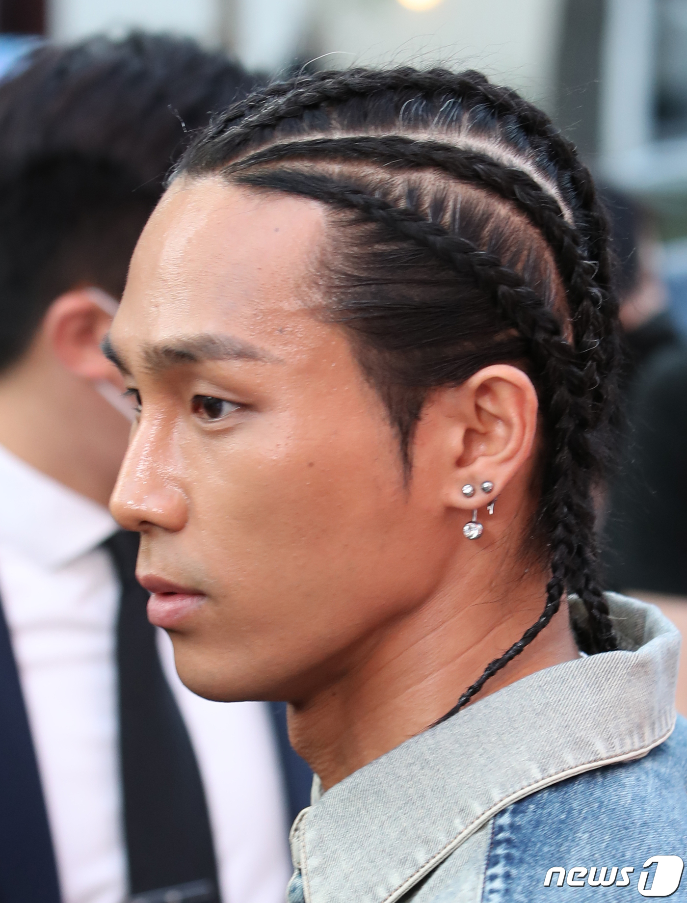 (서울=뉴스1) 권현진 기자 = 가수 식케이가 21일 오후 서울 용산구 한남동 디젤 스토어에서 열린 라이프 스타일 브랜드 디젤(Diesel) 오픈 기념 행사에 참석하고 있다. 20 …