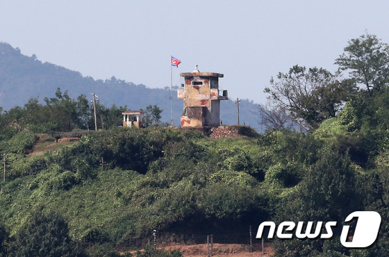 적막감 흐르는 북한군 초소
