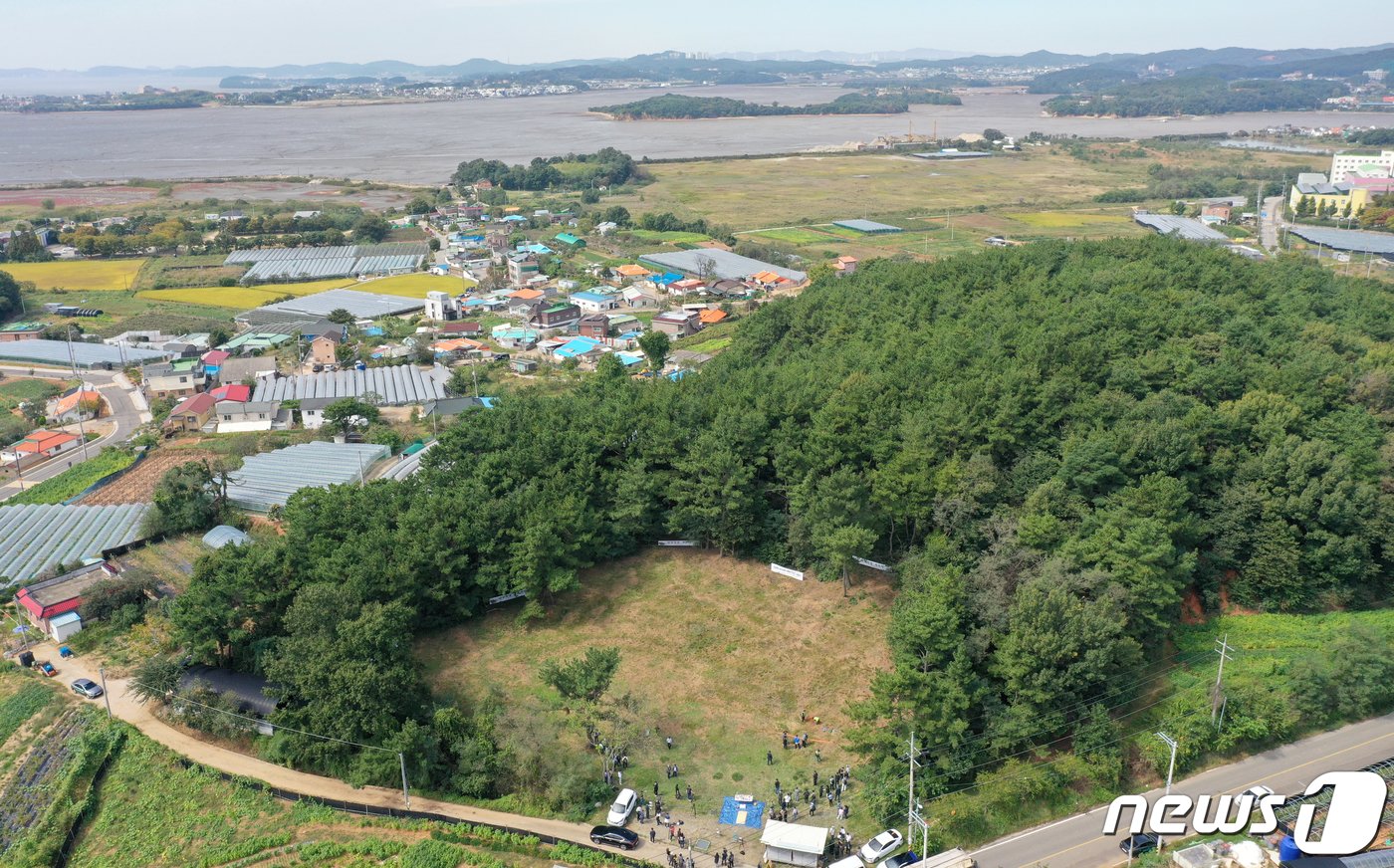 26일 오전 경기 안산시 단원구 선감학원 아동 인권침해 유해 매장지에서 조사단원들이 시굴을 하고 있다. . &#40;공동취재&#41; 2022.9.26/뉴스1 ⓒ News1 황기선 기자