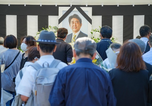 日 다카이치, 아베 4주기 추모 행사서 "아베처럼 도전 이어갈 것"