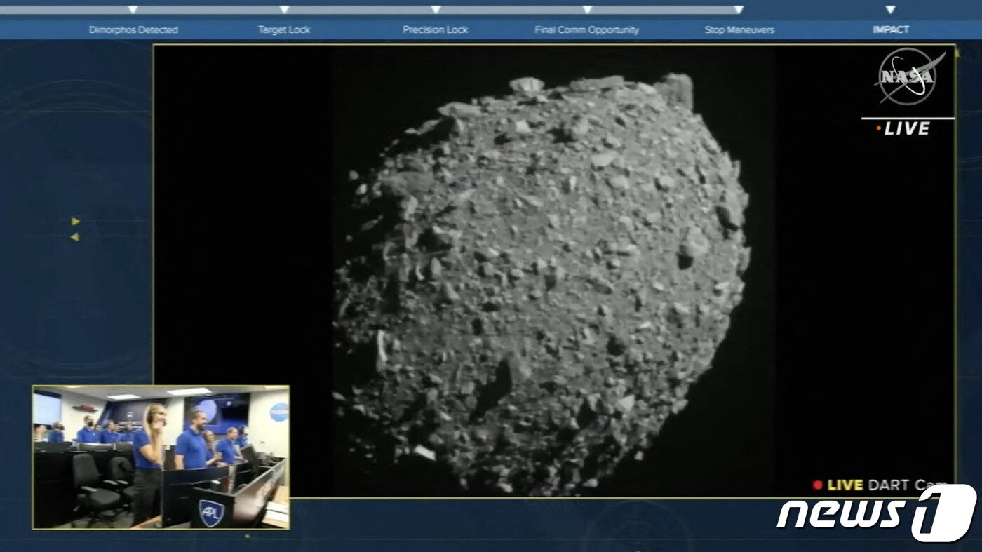 본문 이미지 - 미국 나사(항공우주국)가 26일(현지시간) 공개한 충돌 실험 직전 '디모르포스' 소행성 모습. 2022. 9. 26. ⓒ AFP=뉴스1 ⓒ News1 최서윤 기자