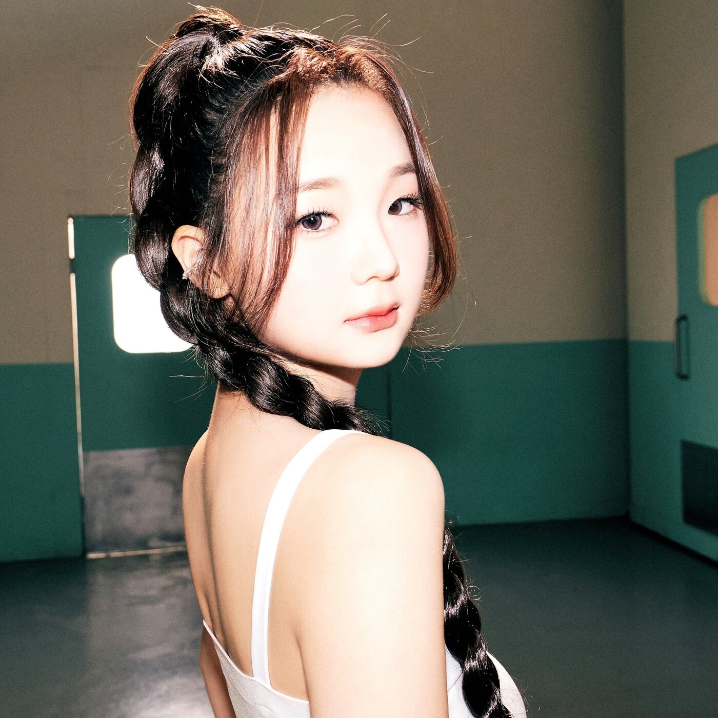 본문 이미지 - 라임라잇, 143 엔터테인먼트 제공