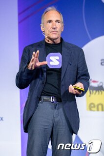 본문 이미지 - 팀 버너스 리 월드와이드웹 컨소시엄 대표. (서울평화상문화재단 제공)