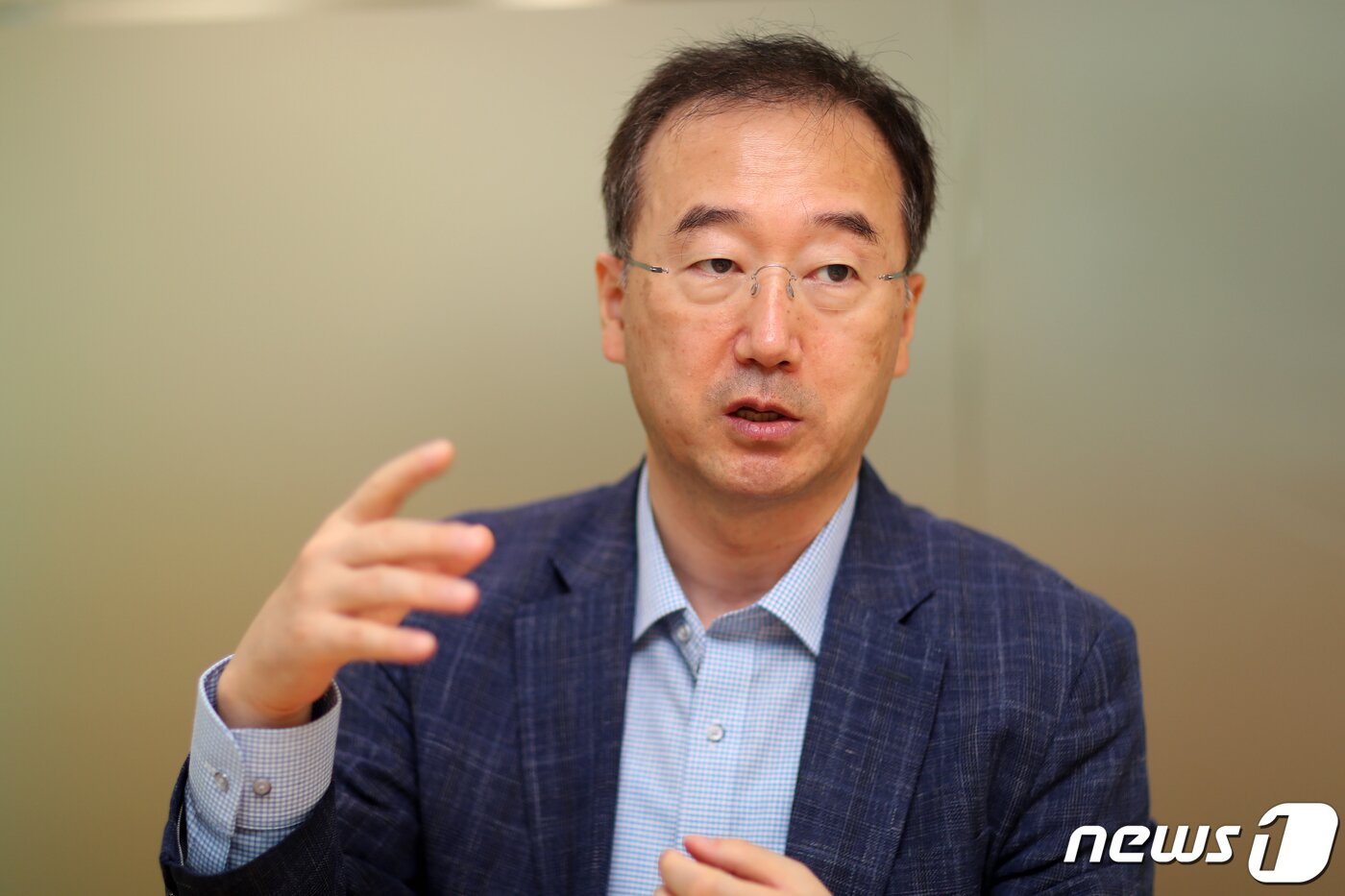 본문 이미지 - 김규식 한국기업거버넌스포럼 대표가 서울 종로구 뉴스1 본사에서 인터뷰를 하고 있다. 2022.9.5/뉴스1 ⓒ News1 황기선 기자
