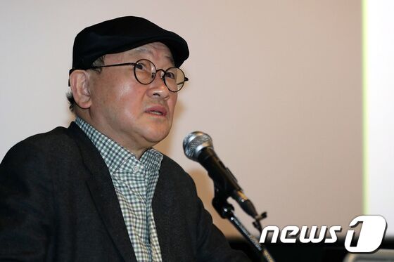 문화체육관광부 소속 기관인 국립현대미술관에 대한 특정감사 결과 16건의 위법·부당 업무처리가 확인된 가운데 윤범모 국립현대미술관장이 10일 오전 서울 종로구 국립현대미술관에서 열린 2023년 전시 및 중점사업 언론공개회에서 전시계획을 발표하고 있다. 2023.1.10/뉴스1 © News1 이동해 기자