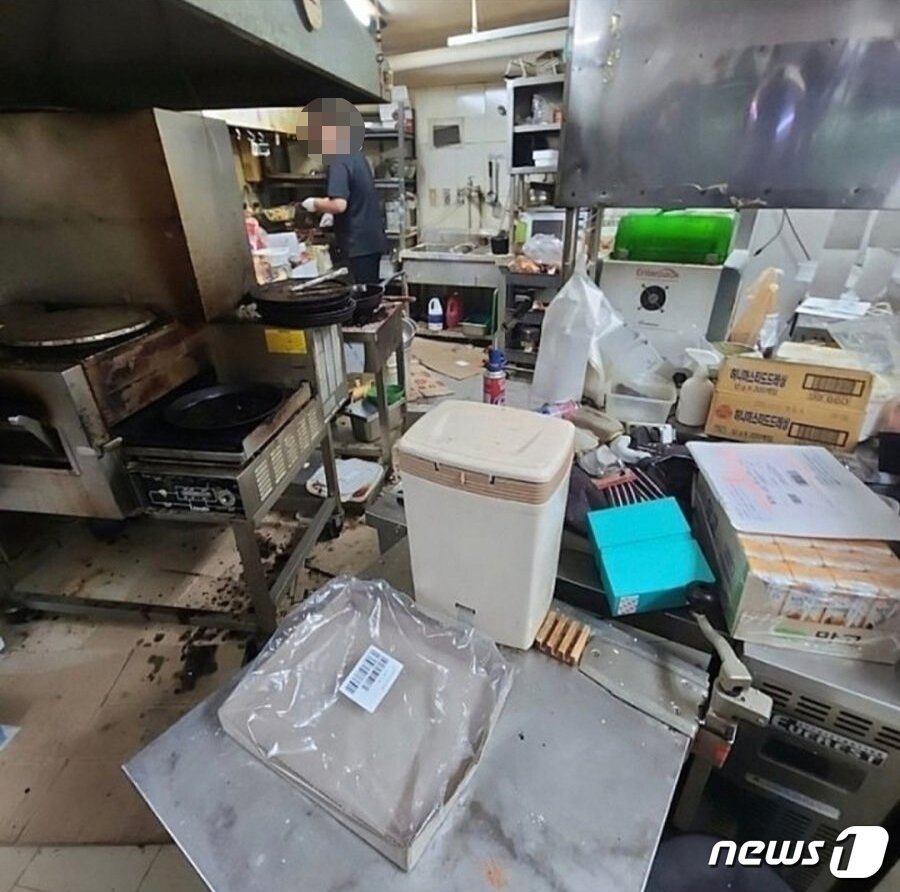 본문 이미지 - (온라인 커뮤니티 갈무리)