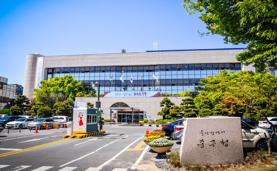 울산 중구 공공시설 수리 영선반, 경로당 찾아 노후시설 점검
