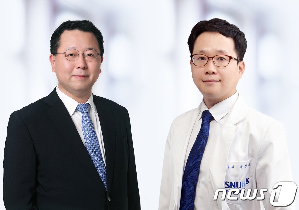 본문 이미지 - 주건 신경과 교수(왼쪽), 문장섭 임상유전체의학과 교수(서울대학교병원 제공.)