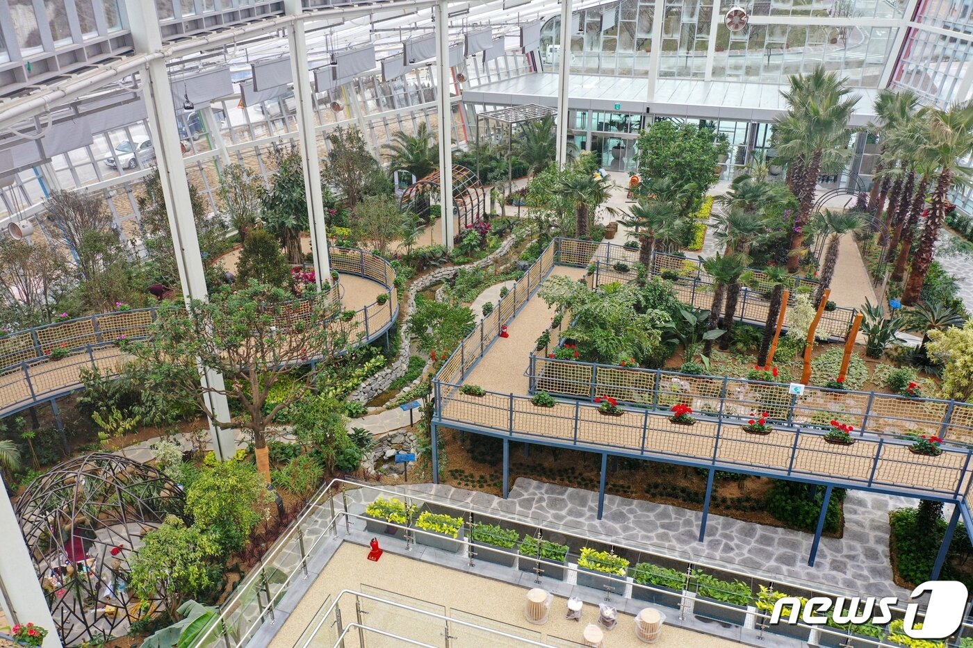 본문 이미지 - 영동군 영동읍 소재 레인보우식물원 .