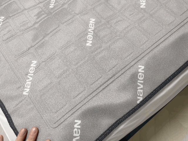 본문 이미지 - 경동나비엔 온수매트 EQM591 제품의 매트 두는 1mm다. ⓒ News1 이민주 기자