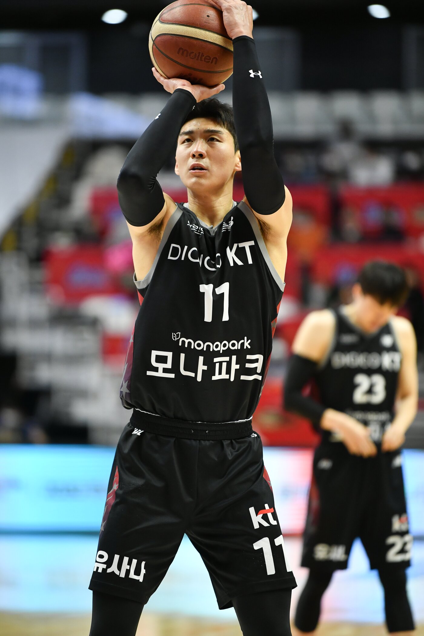 본문 이미지 - 수원 KT 양홍석이 자유투를 쏘고 있다.&#40;KBL 제공&#41;