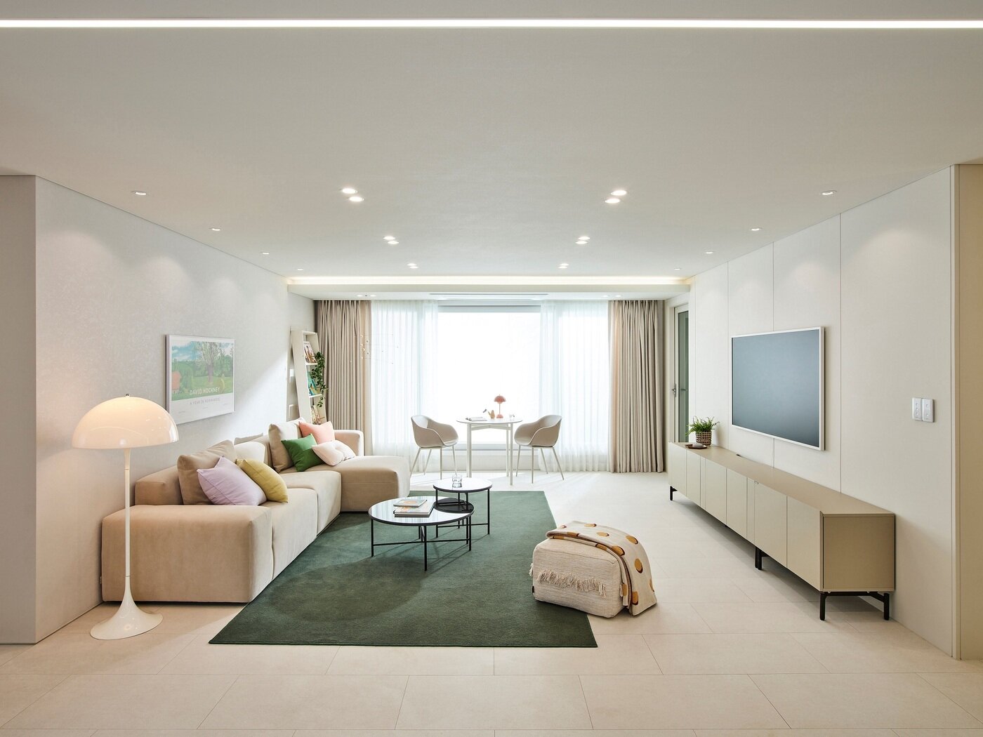 본문 이미지 - 한샘 리모델링 패키지 '슬림뉴트럴' 거실 모습(한샘 제공)  