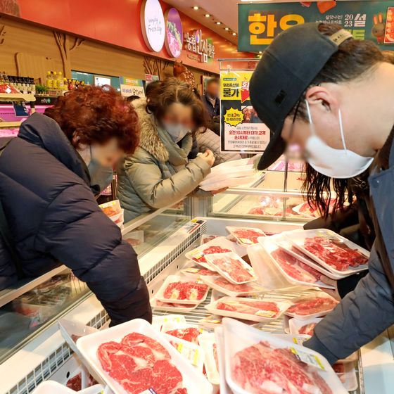 하나로마트 양재점서 '저탄소 인증 축산물 시판행사'…12월 4일까지