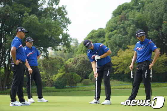 남자 골프 대표팀의 김시우, 임성재, 장유빈, 조우영(왼쪽부터). (대한골프협회 제공)