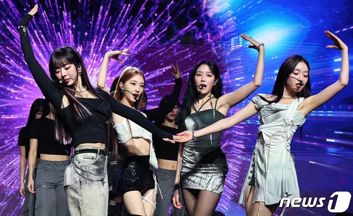 본문 이미지 - 걸그룹 루셈블 ⓒ News1 김진환 기자