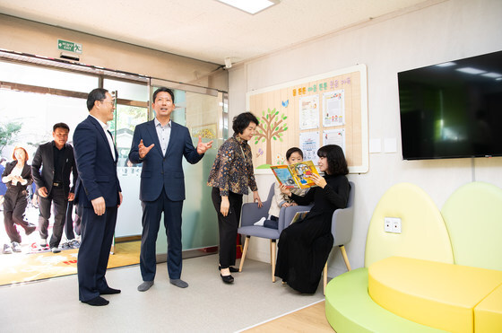 경북도, 방학기간 '초등생 부모 10시 출근' 기업에 지원금