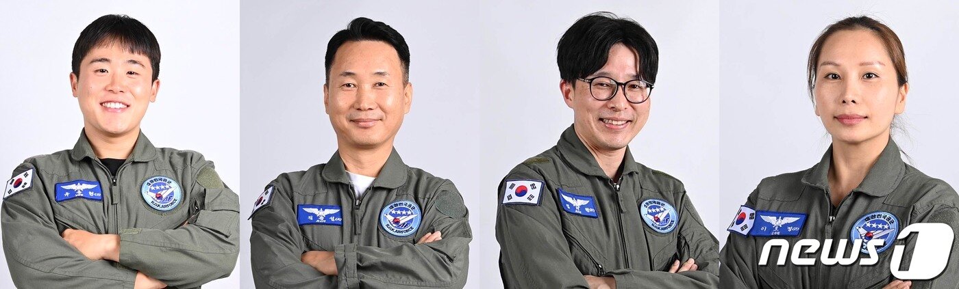 본문 이미지 -  이번 국민조종사에 선발된 20대 청년 유동현 씨(왼쪽부터), 순직 조종사 친형 김종섭 씨, 신경외과 의사 김의현 씨, 다문화 가정 주부 이호정 씨. (공군 제공) 2023.10.11/뉴스1