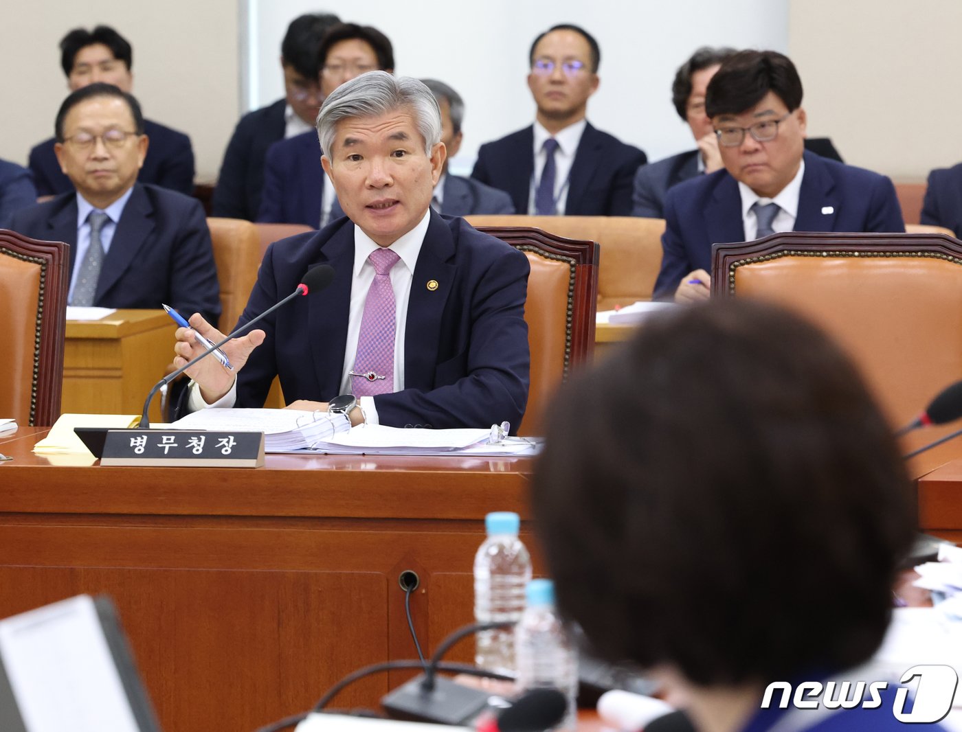 본문 이미지 - 이기식 병무청장이 13일 국회 국방위원회의 병무청 등에 대한 국정감사에서 의원들 질의에 답변하고 있다. 2023.10.13/뉴스1 ⓒ News1 송원영 기자