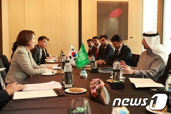 이영 장관, 사우디 투자부 장관과 양자 면담