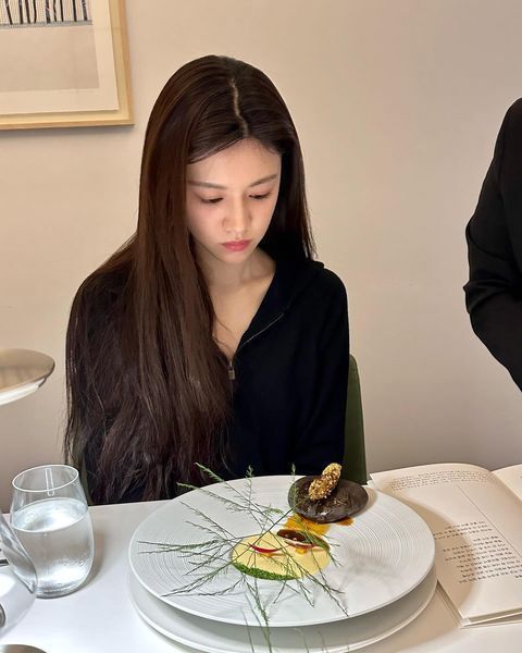 본문 이미지 - 고윤정(이시영 SNS)