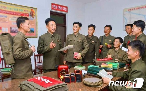 북한, '새 시대 5대 당 건설 노선' 제시 1주년 기념…
