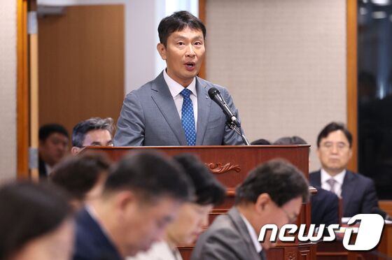 [국감]업무 보고하는 이복현 금감원장